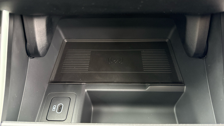 Land Rover Range Rover Velar 2.0 P400e Dynamic SE 5dr Auto Estate